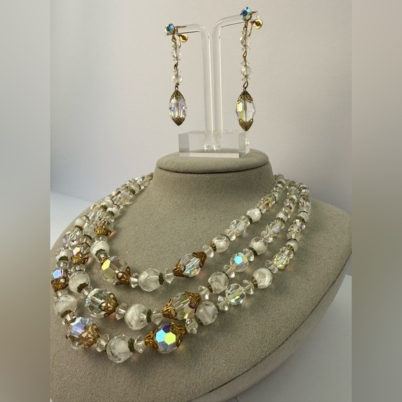 Frosted glass AB crystal necklace with earrings set - Picture 5 of 5